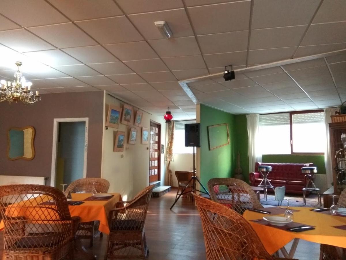 蓬特亚雷亚斯 Casa Lola酒店 外观 照片